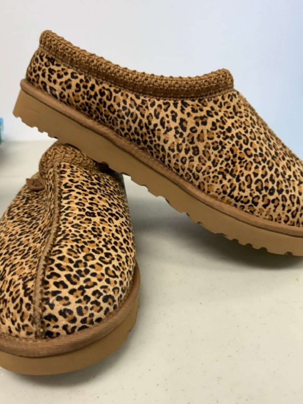 *NEW* UGG Slip On Slipper / Shoes